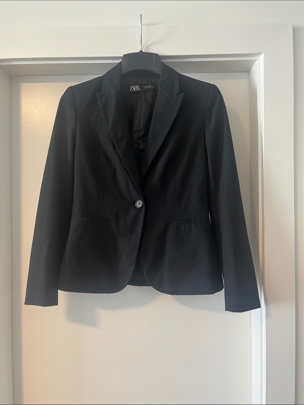 ZARA Black Women's Single-Button Tailored Blazer